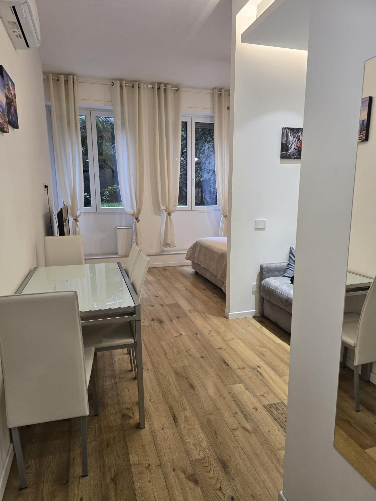 Magnoliaapartments - 18B Visconti Duomo ミラノ エクステリア 写真